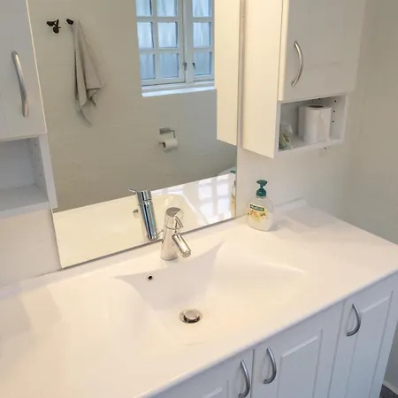 In Allingabro With 3 Bedrooms 度假居 *