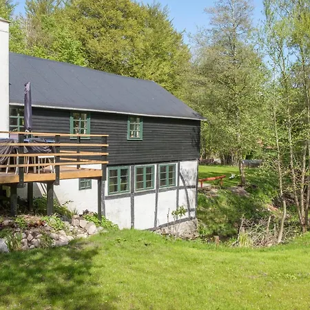 In Allingabro With 3 Bedrooms * Эбельтофт