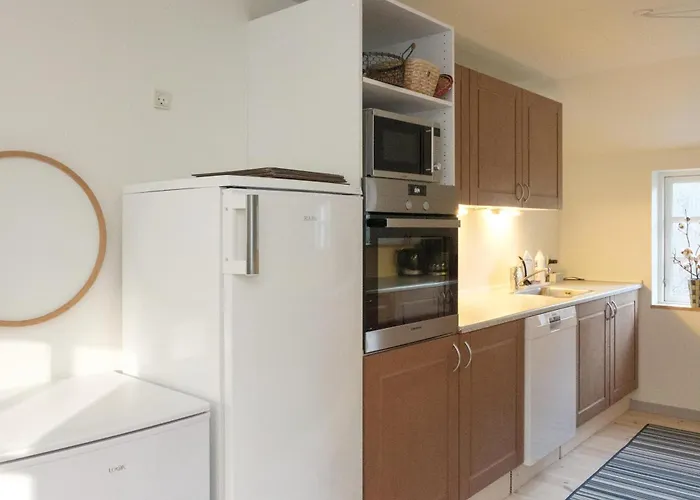 In Allingabro With 3 Bedrooms *