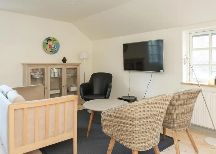 In Allingabro With 3 Bedrooms Dom wakacyjny